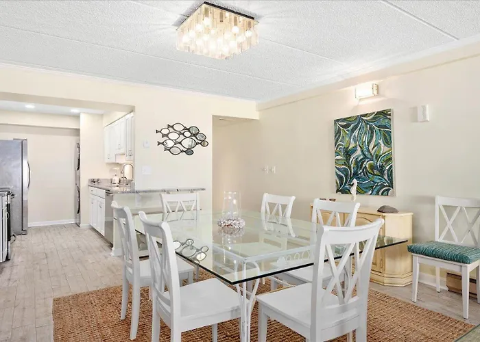 Ferienhaus Beautiful 3 Bedroom Towers With Indoor Pool & Fitness Center!