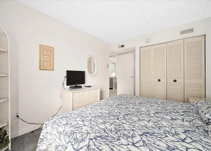 Beautiful 3 Bedroom Towers With Indoor Pool & Fitness Center! Ferienhaus